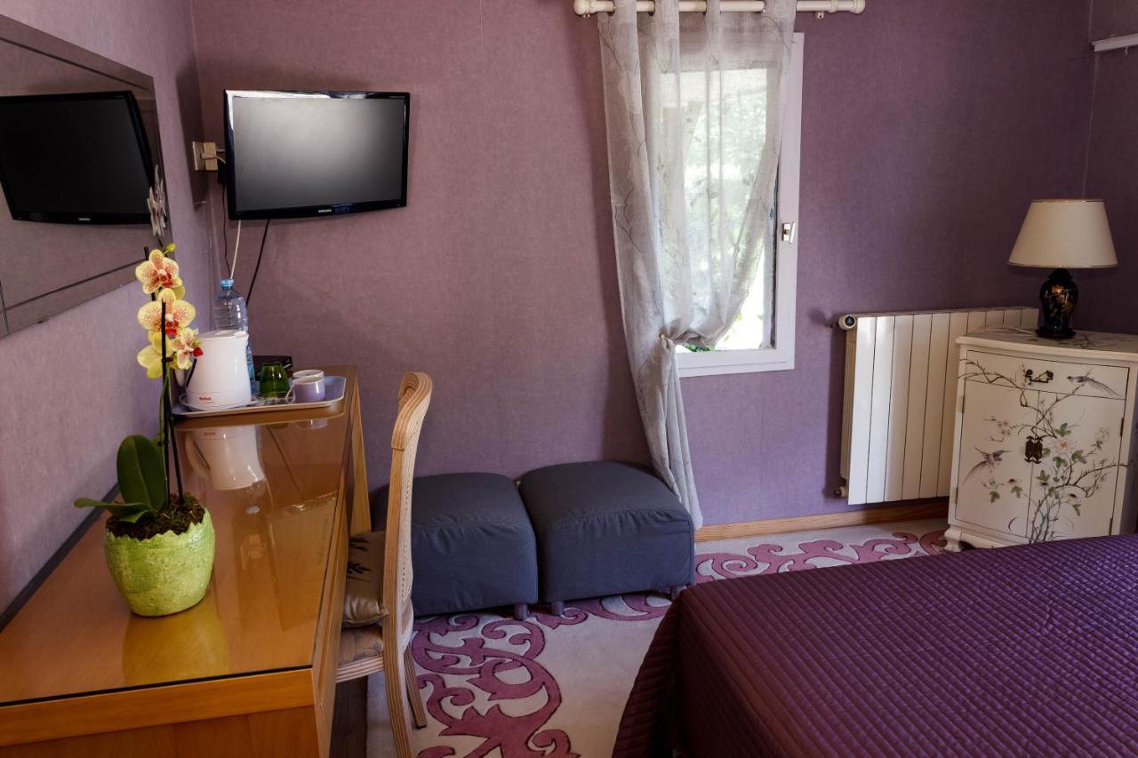 B&B Gilclau Saint-Martial-d'Artenset 외부 사진